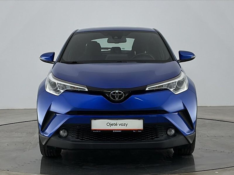 Toyota C-HR Active - fotka 4 z 27