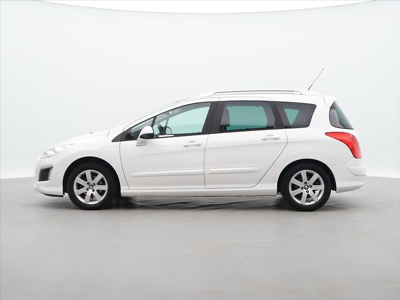 Peugeot 308 1,6 16V 88kW CZ Serv.Kniha - fotka 4 z 33