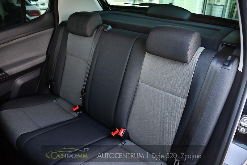 Škoda Fabia 1.2TSi 2xPNEU - fotka 15 z 45