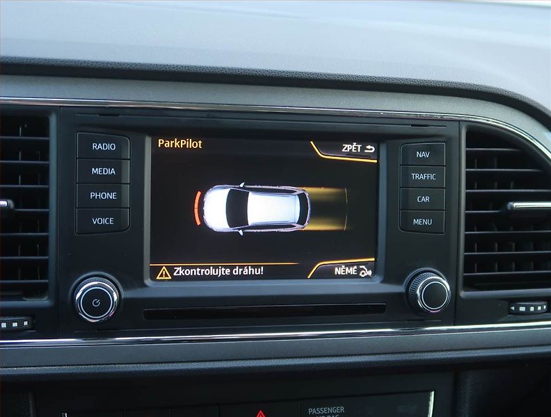 Seat Leon (2014) Sport 2.0 TDI, Navi, Tempomat - fotka 19 z 19