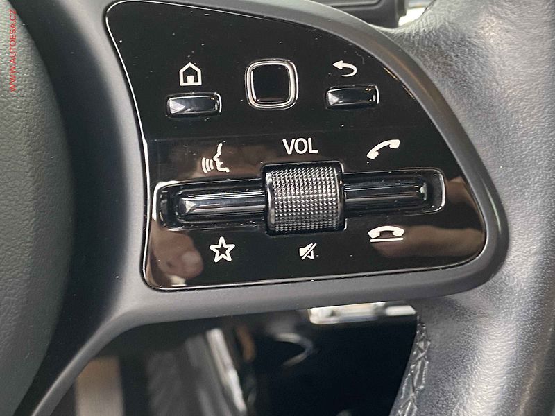 Mercedes-Benz Třídy A (2020) 1.5CDi A180, ČR, AT, LED, AC - fotka 14 z 23