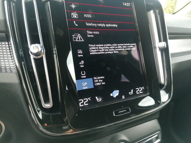 Volvo XC40 (2022) 1.5 T3 R-DESIGN Aut. - fotka 19 z 35