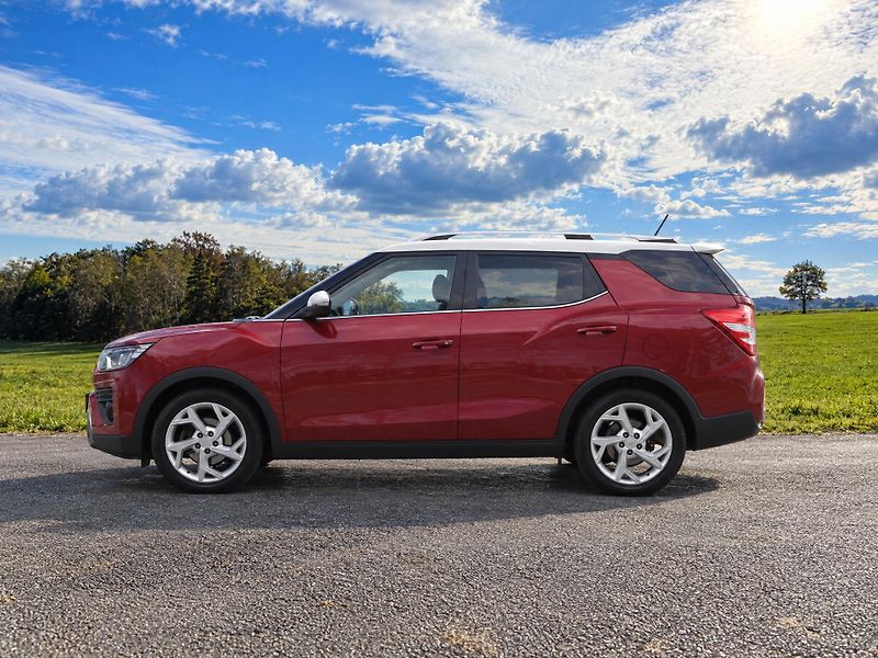 SsangYong Tivoli 1,5 T-GDI 120kW Grand Automat - fotka 4 z 33