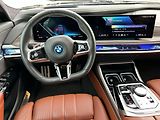 BMW Ostatní i7 xDrive 60 TV TOP 2025 - náhled 16