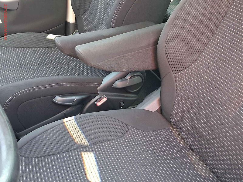 Citroën Grand C4 Picasso (2012) 1.6VTi, AC - fotka 16 z 18