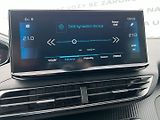 Peugeot 3008 (2022) 1.2PT 96kW! Navi! Full LED! - náhled 24