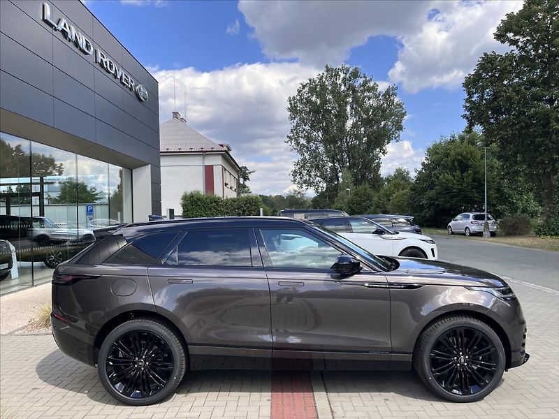 Land Rover Range Rover Velar (2026) 3,0 Belgravia Edition D300 AWD - fotka 4 z 19