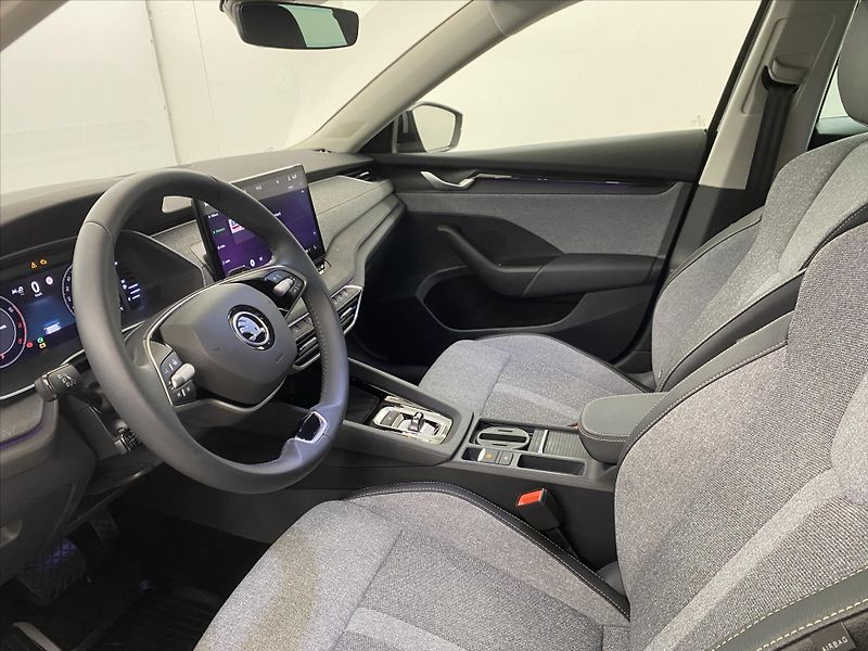 Škoda Octavia 1,5 TSI 85kW Top Selection DSG - fotka 5 z 30