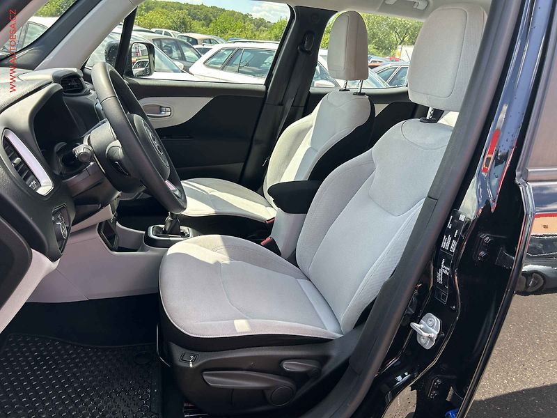 Jeep Renegade (2020) 1.0 T-GDi, autoAC, temp - fotka 9 z 17