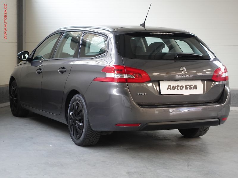 Peugeot 308 (2018) 1.5 HDi, Navi, AC - fotka 6 z 22