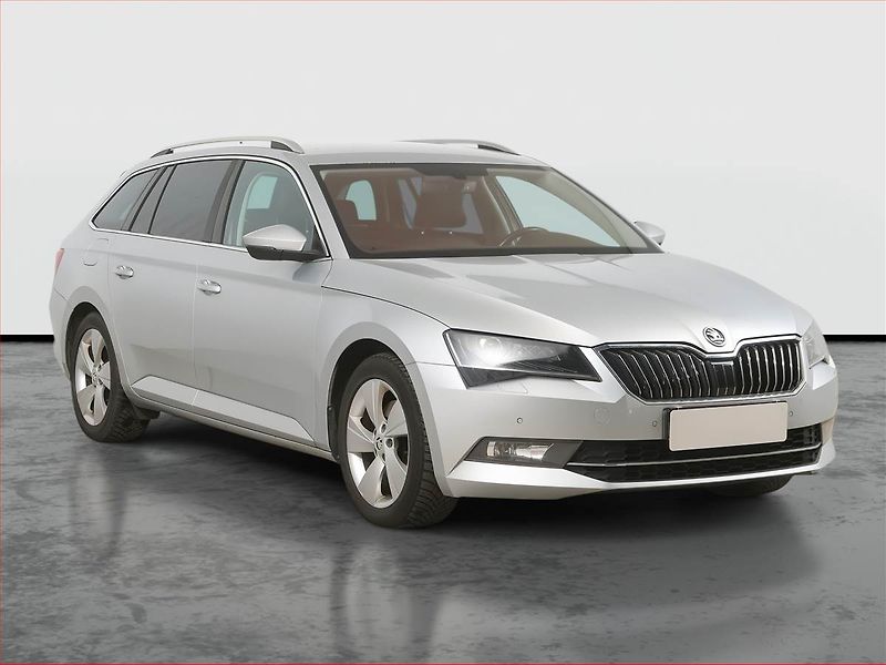 Škoda Superb (2016) 2.0 TDI, Kůže, Bi-Xenony - fotografie inzerátu