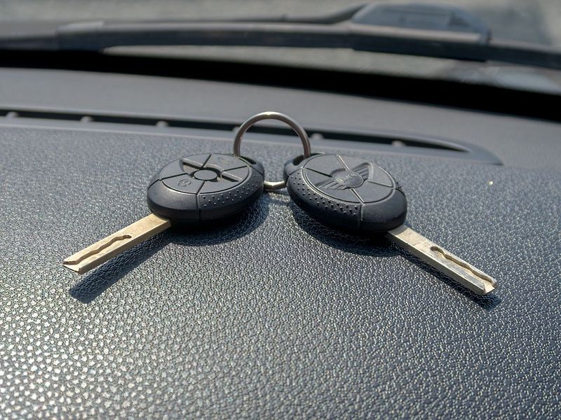 Mini Cooper S (2005) 1.6T 125KW – HARMAN KARDON - fotka 37 z 37