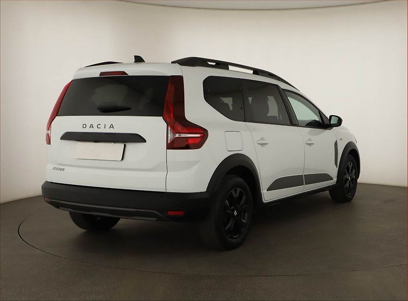 Dacia Jogger (2022) Extreme 1.0 TCe, LPG, 7 míst - fotka 5 z 13