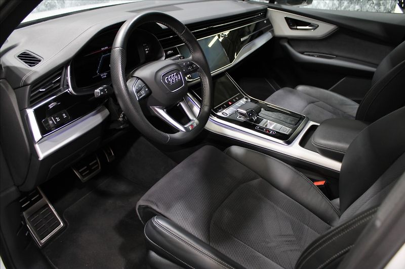 Audi Q7 3,0 TDI quattro  S line - fotka 10 z 37