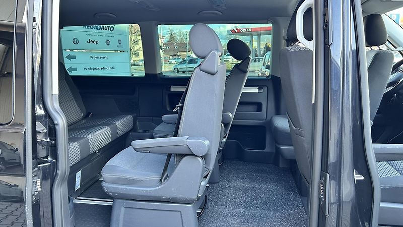 Volkswagen Multivan 2.0TDi 4Motion DSG  - fotka 10 z 16