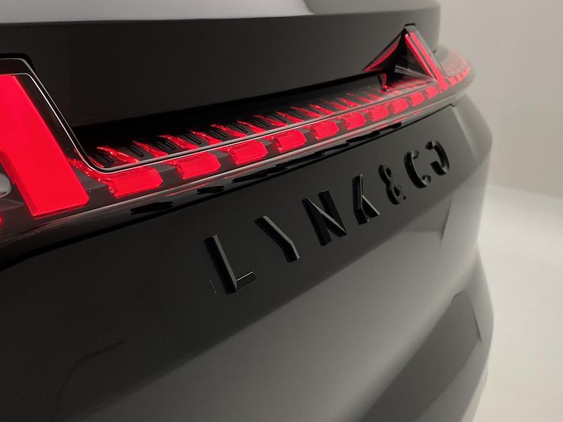 Lynk & Co 08 (2026) MORE PHEV - fotka 19 z 104