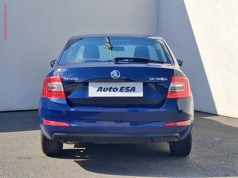 Škoda Octavia (2016) 1.4 TSi, 2.maj,ČR, Active, - fotka 5 z 15