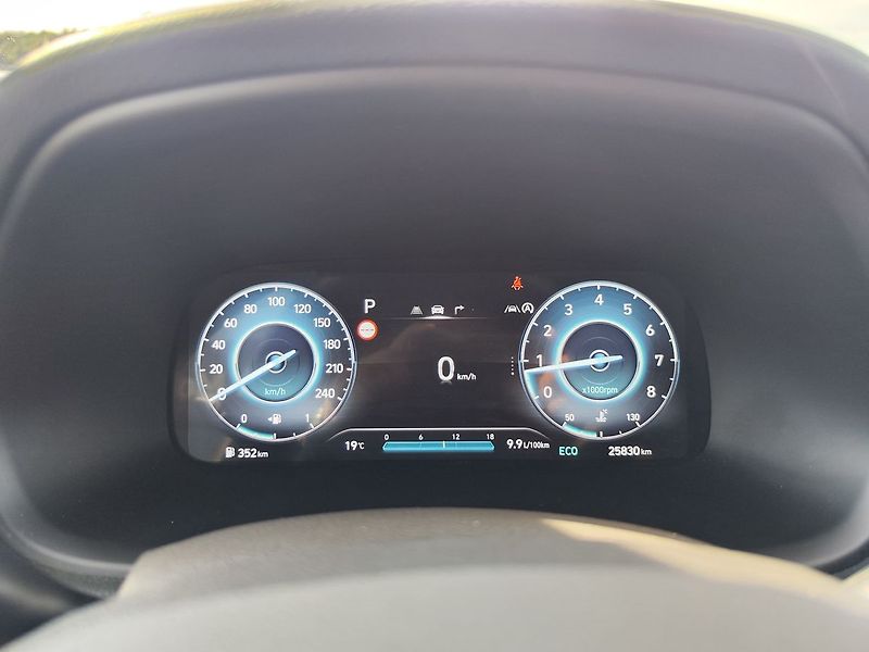 Hyundai i30 1.5 T-GDI/103kW N-Line DCT - fotka 16 z 33