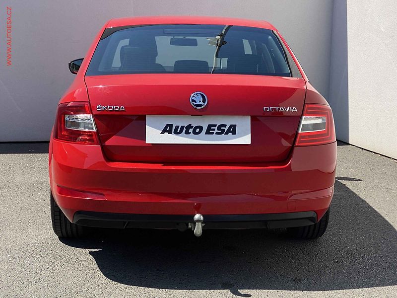Škoda Octavia (2015) 1.6TDi, ČR, AC, tažné - fotka 5 z 15