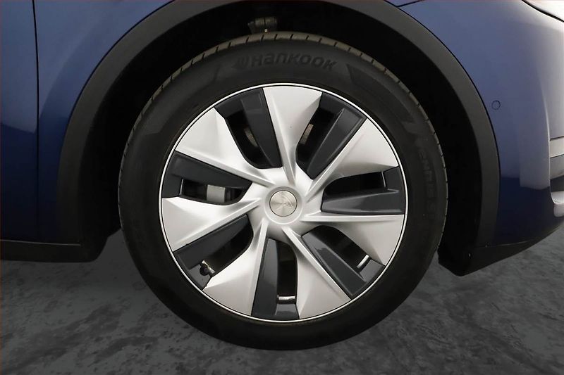 Tesla Model Y (2021) Long Range AWD 75kWh, SoH 91% - fotka 12 z 28