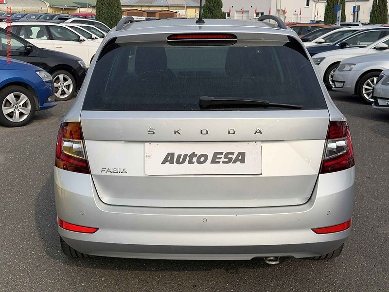 Škoda Fabia (2021) 1.0i, ČR - fotka 5 z 19