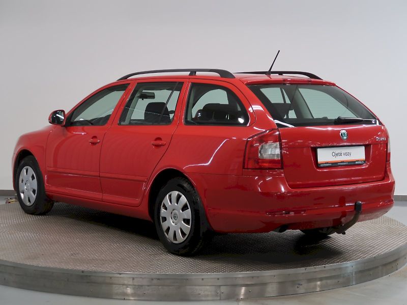 Škoda Octavia (2012) AMBITION 1.6TDI 77KW - fotka 7 z 27