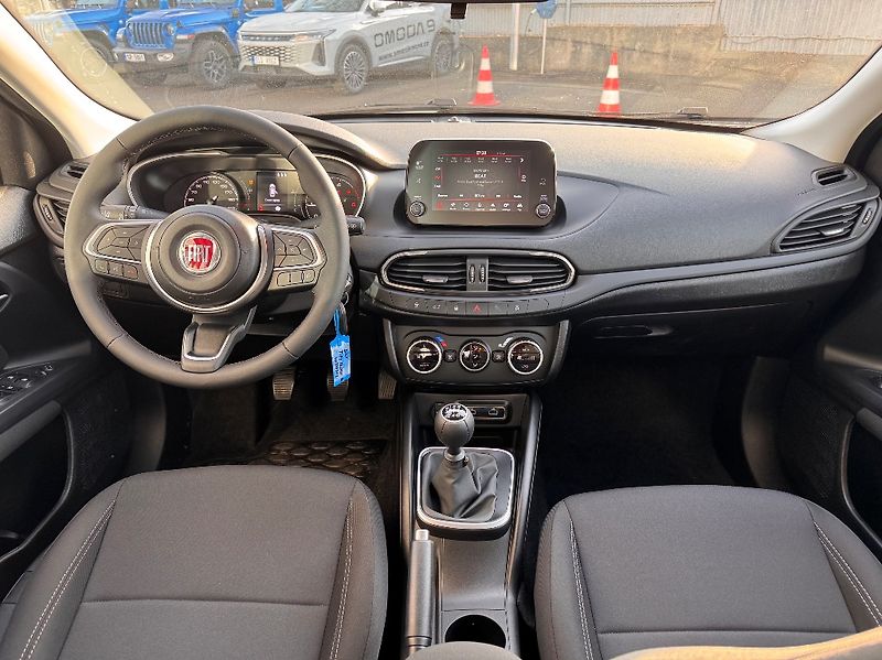 Fiat Tipo (2026) Sedan 1.6 Mjet (130k) URBAN - fotka 19 z 32
