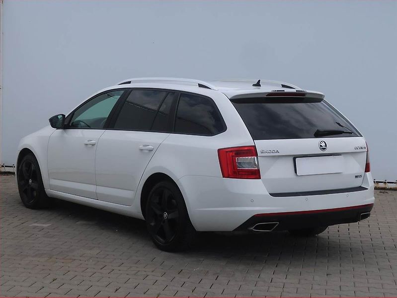 Škoda Octavia (2014) RS 2.0 TDI, Automat, Kůže - fotka 4 z 16