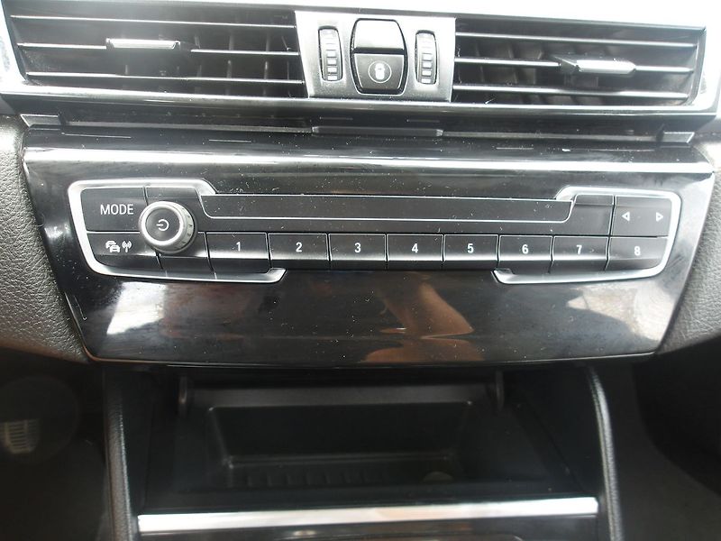 BMW Řada 2 2,0D 110kW 2xklíč - fotka 25 z 30