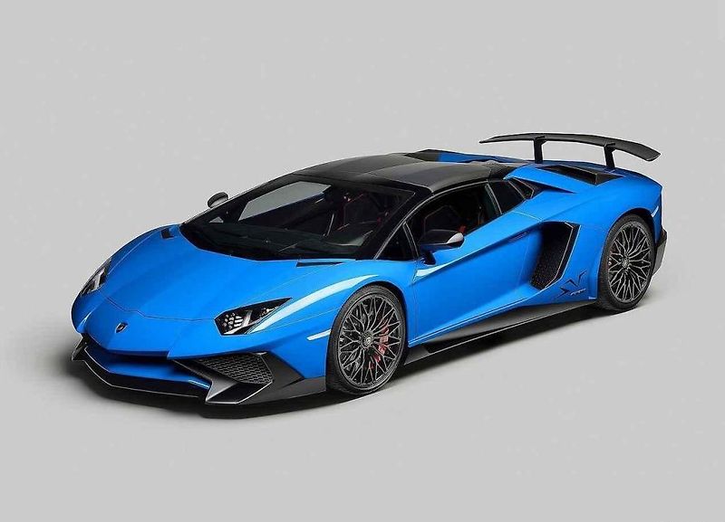 Lamborghini V12
