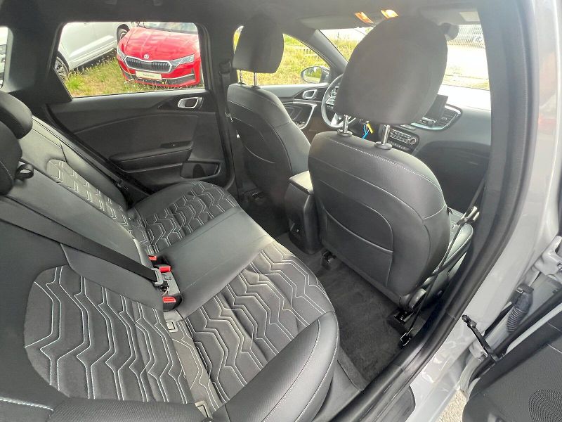 Kia Ceed (2025) Edice 30 1.5 T- GDI 103 kW 6°m - fotka 18 z 32