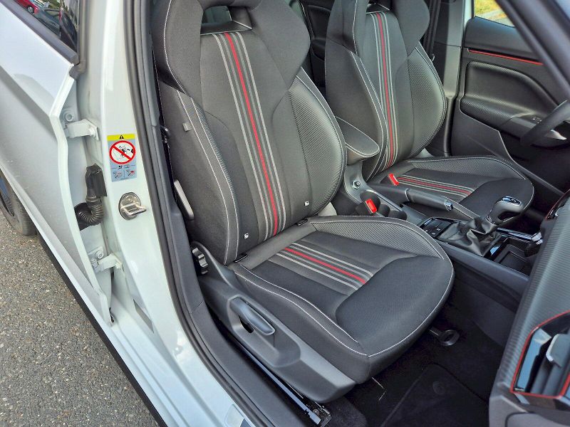 Škoda Kamiq (2025) Monte Carlo 1.5TSi 110kW 7°aut - fotka 19 z 32
