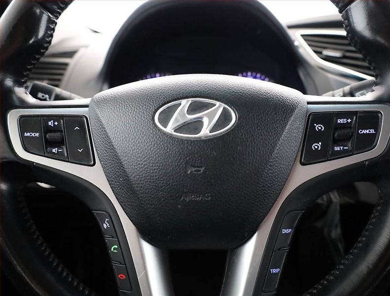 Hyundai i40 (2012) 1.7 CRDi, pěkný stav - fotka 8 z 15
