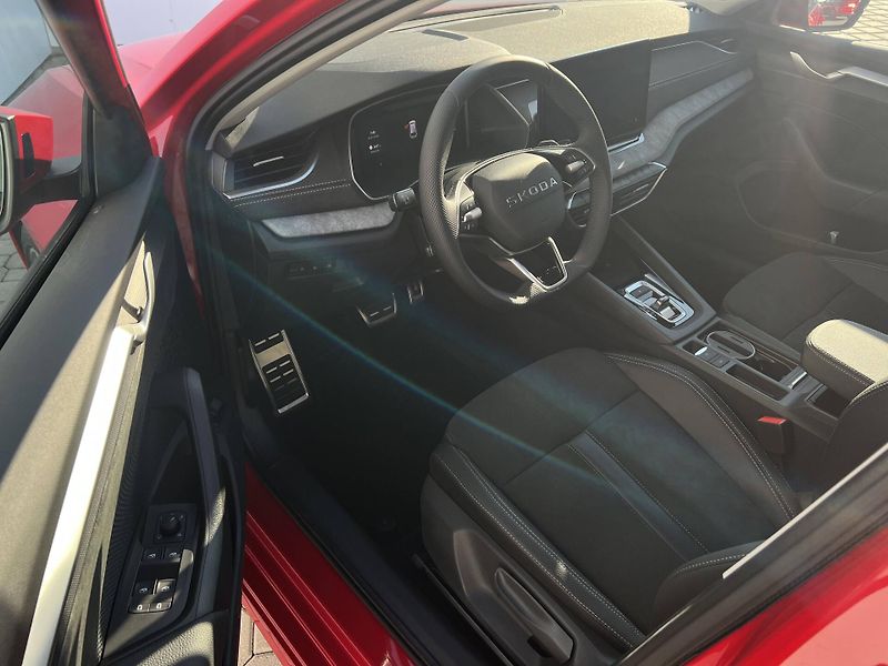 Škoda Octavia (2026) Combi Dynamic 7DSG 1,5TSI - fotka 3 z 6