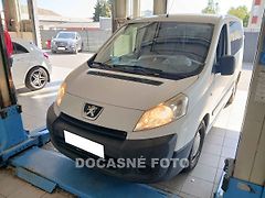Peugeot Expert (2011) 2.0HDi 6míst, 1.maj,ČR - fotografie inzerátu