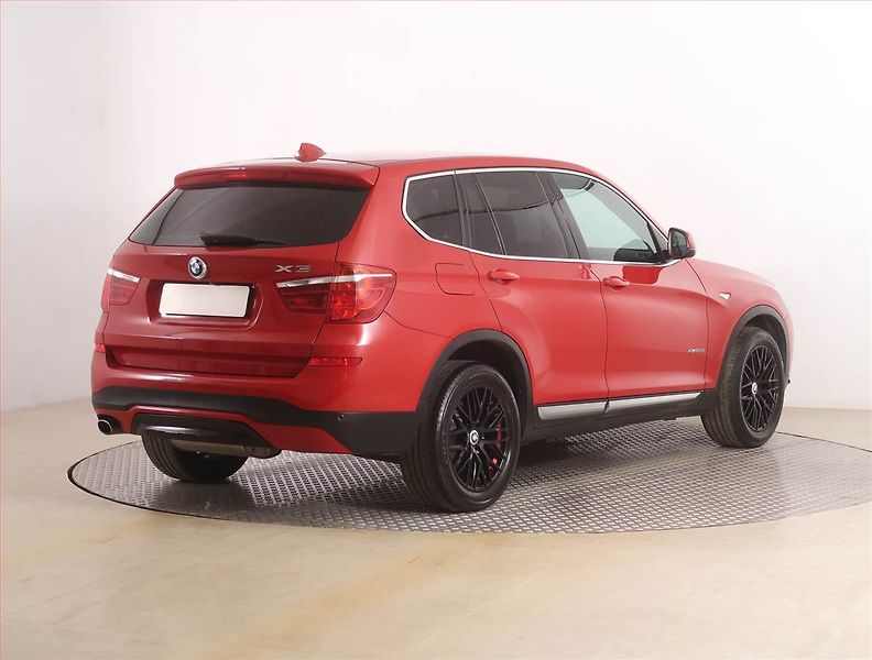 BMW X3 (2016) xDrive20d, 4X4, Automat, Kůže - fotka 5 z 22