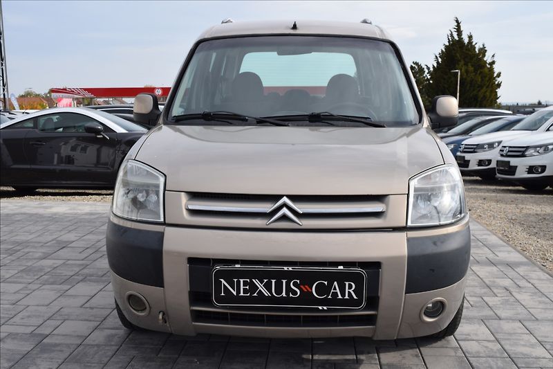 Citroën Berlingo 1,6 16V 80KW NOVÉ SVÍČKY - fotka 2 z 34
