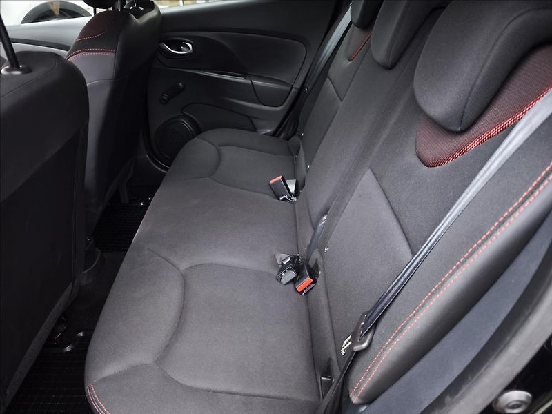 Renault Clio 1,2 16V - fotka 14 z 17