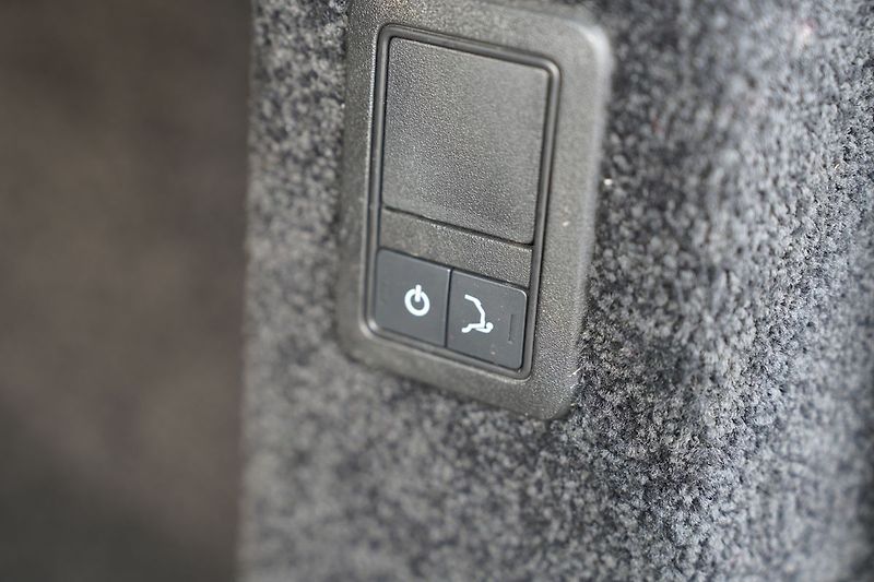 Land Rover Range Rover 4.4 SDV8 LWB  Autobiography - fotka 29 z 53