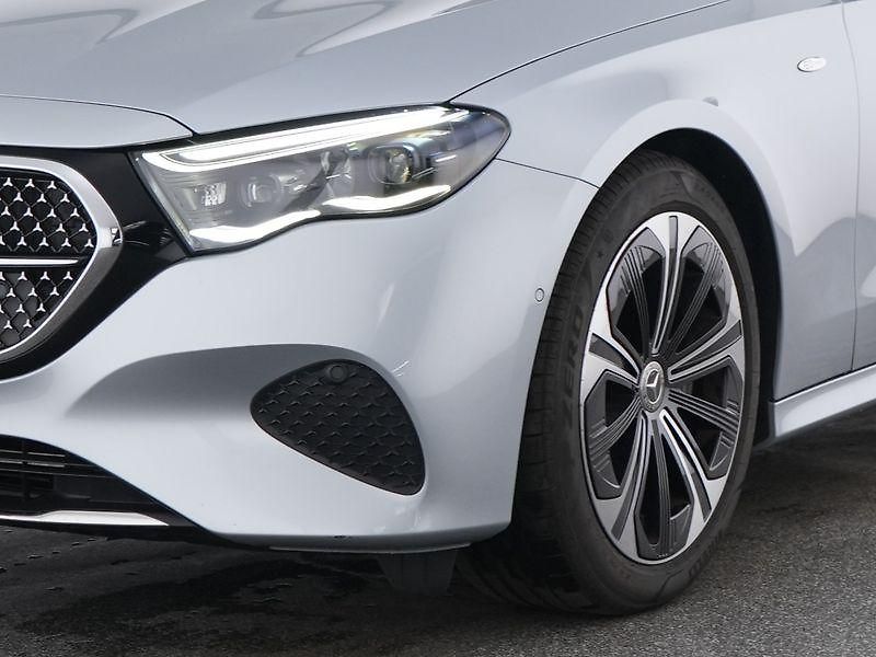 Mercedes-Benz Třídy E E300 T 4M Avantgarde Advanced+ - fotka 3 z 9