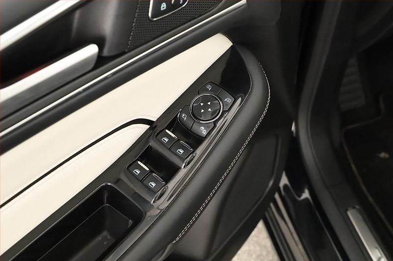 Ford S-MAX (2017) Vignale 2.0 EcoBoost, Automat - fotka 20 z 20