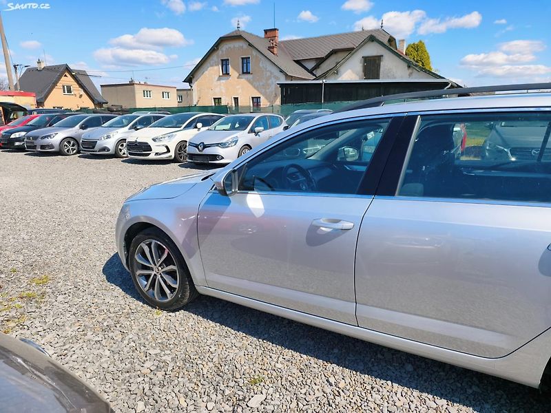 Škoda Octavia (2016) - fotka 2 z 34