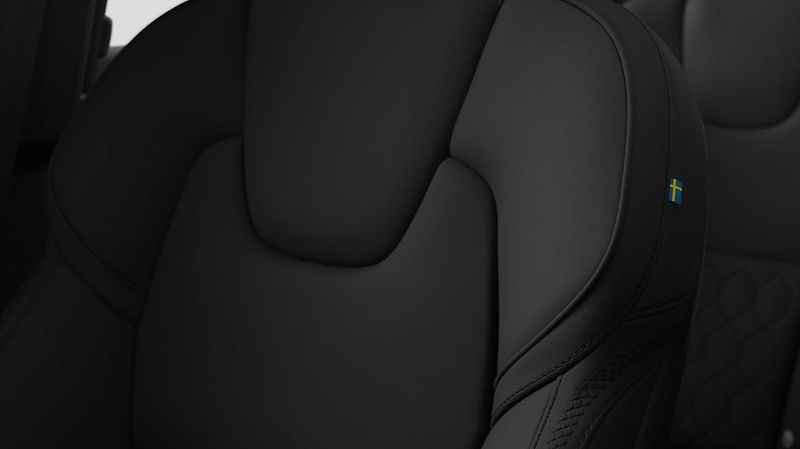 Volvo XC90 (2026) B5 AWD CORE 7míst AUT - fotka 4 z 20