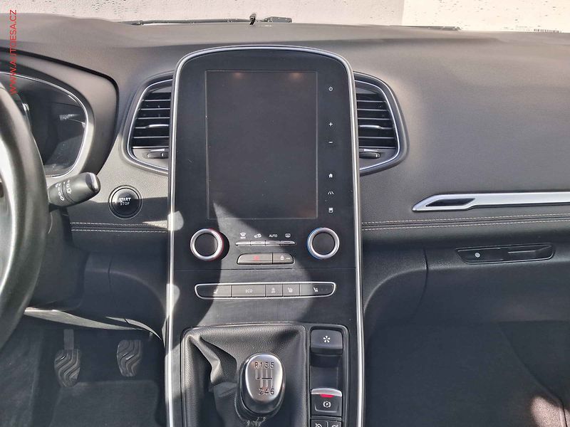 Renault Scénic (2016) 1.2 TCe, Intense, navi - fotka 12 z 17