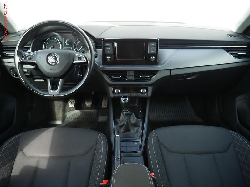 Škoda Scala (2019) 1.0TSi, 2.maj,ČR, Ambition - fotka 8 z 16
