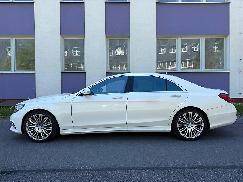 Mercedes-Benz Třídy S S500L 4-matic AMG /servis /  - fotka 2 z 36