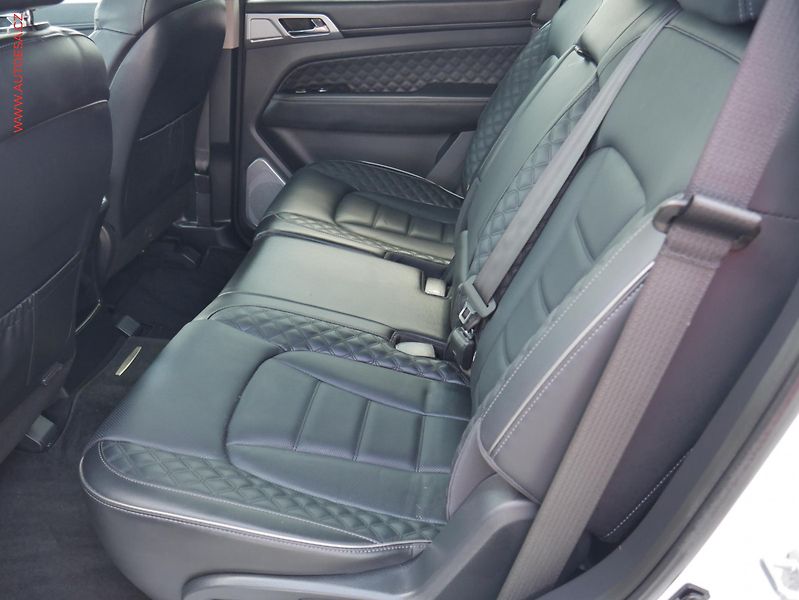 SsangYong Rexton (2023) 2.2 CRDi 4x4, 7míst, 1.maj - fotka 10 z 28