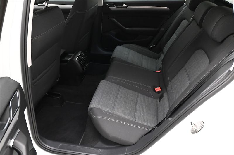 Volkswagen Passat 2,0 TDI 110kW Business Záruka - fotka 14 z 31