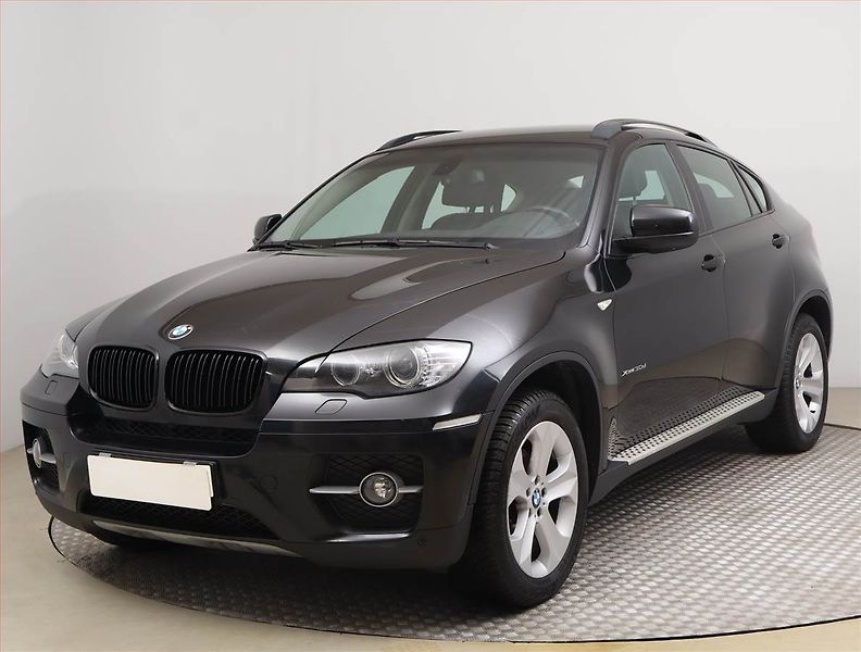BMW X6 (2010) xDrive30d, 4X4, Automat, Kůže - fotka 2 z 24