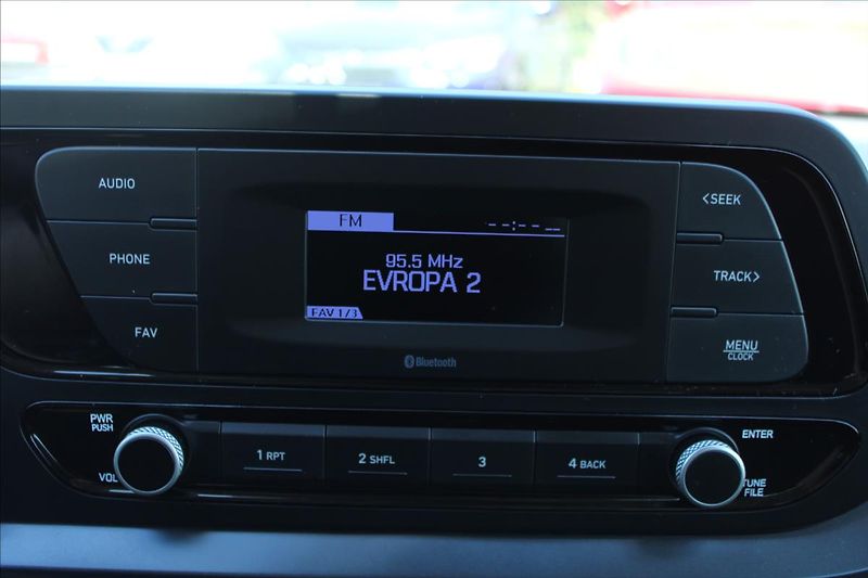 Hyundai i20 1,2 i  NOVÉ V ČR,1.MAJITEL - fotka 11 z 22